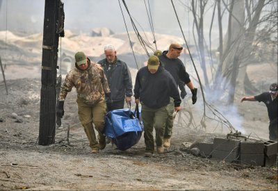 23 قتيلاً في حرائق كاليفورنيا.. وجثث متفحمة