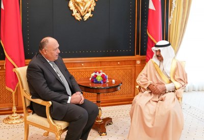 سمو رئيس الوزراء يشيد بمواقف مصر لتعزيز اللحمة العربية وحفظ أمن واستقرار المنطقة