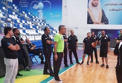 محاضرات نظرية وعملية لحكام كرة السلة في فترة التوقف