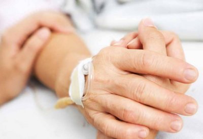 10 أنواع للسرطان القاتل.. وأعراض تحذرك منها