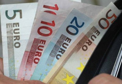 اتفاق "بريكست" يقود اليورو والإسترليني إلى الصعود