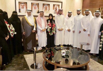 وكيل الشؤون الإسلامية يستقبل الفائزة في جائزة دبي الدولية للقرآن