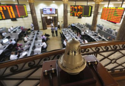 تعديل ضريبي يكبد بورصة مصر أكبر خسارة بـ30 شهرا