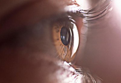 جديد جراحات العيون.. قرنية مطبوعة 3D