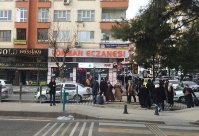 مقتل 3 جنود بتحطم مروحية عسكرية في منطقة سكنية باسطنبول
