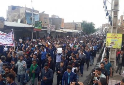 مظاهرات عمال الأهواز مستمرة.. الأمن يحاصر المحتجين