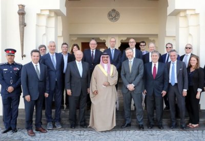 وزير الداخلية يؤكد أن جلالة الملك أرسى دعائم الحياة الديمقراطية في البحرين