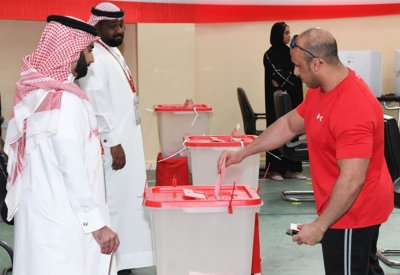 وزير الخارجية التونسي يهنئ البحرين على الاقبال الكبير على الانتخابات النيابية والبلدية