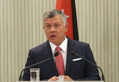 العاهل الأردني يحذر من خطورة تقليص دور الأونروا