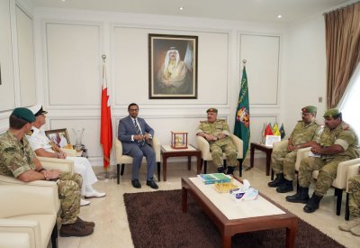 مدير أركان الحرس الوطني يستقبل نائب السفير البريطاني لدى المملكة