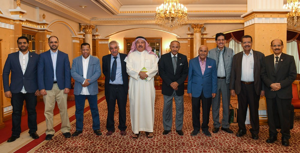وفد توأمة التنس الأرضي يغادر إلى القاهرة