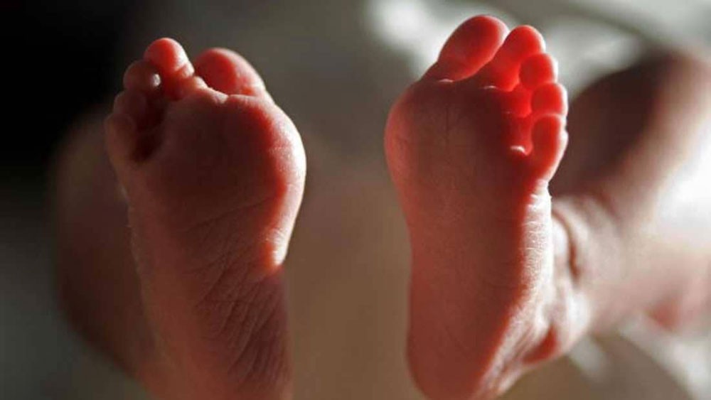 دراسة تحذّر من تأخير الإنجاب.. وتكشف آثاره على الطفل