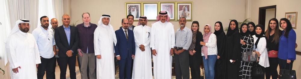 وكيل العمل ينوه بدور مجلس ادارة طيران الخليج في عودة المسرحين