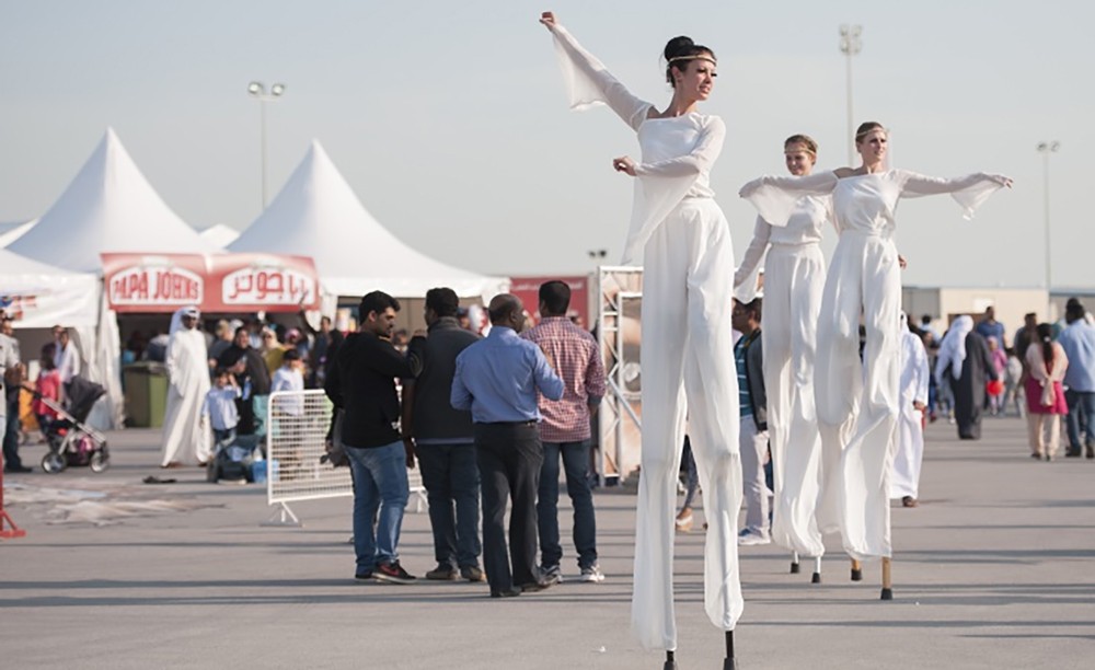 معرض البحرين الدولي للطيران يستضيف 10000 طالب من مختلف مدارس البحرين 