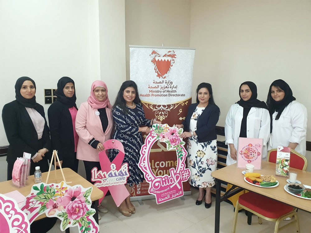  "اطمئنان" تواصل محطاتها التوعوية للتوعية بسرطان الثدي بجميع المراكز الصحية