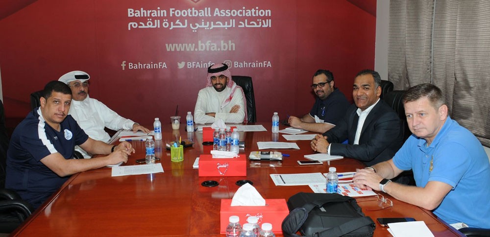 الشيخ خالد بن سلمان يترأس اجتماعًا دوريًا للجنة المنتخبات