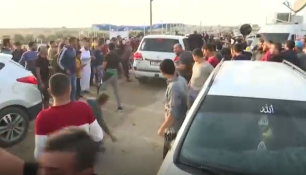  بعد رشقه بالحجارة.. صفعة فلسطينية أخرى لسفير قطر