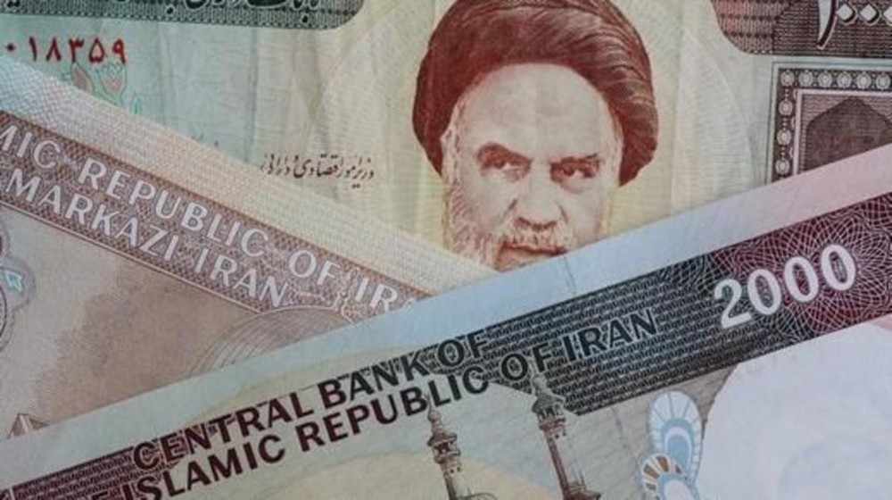 شبكة سويفت توقف التعامل مع البنك الوطني الإيراني 