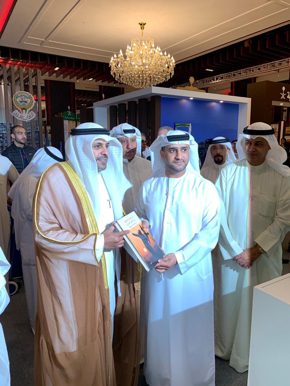  الثقافة والسياحة – أبوظبي تشارك في  معرض الكويت  للكتاب