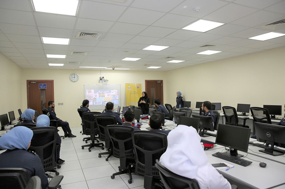 الأكاديمية الملكية للشرطة تنظم ورشة عمل حول المكتبات الرقمية