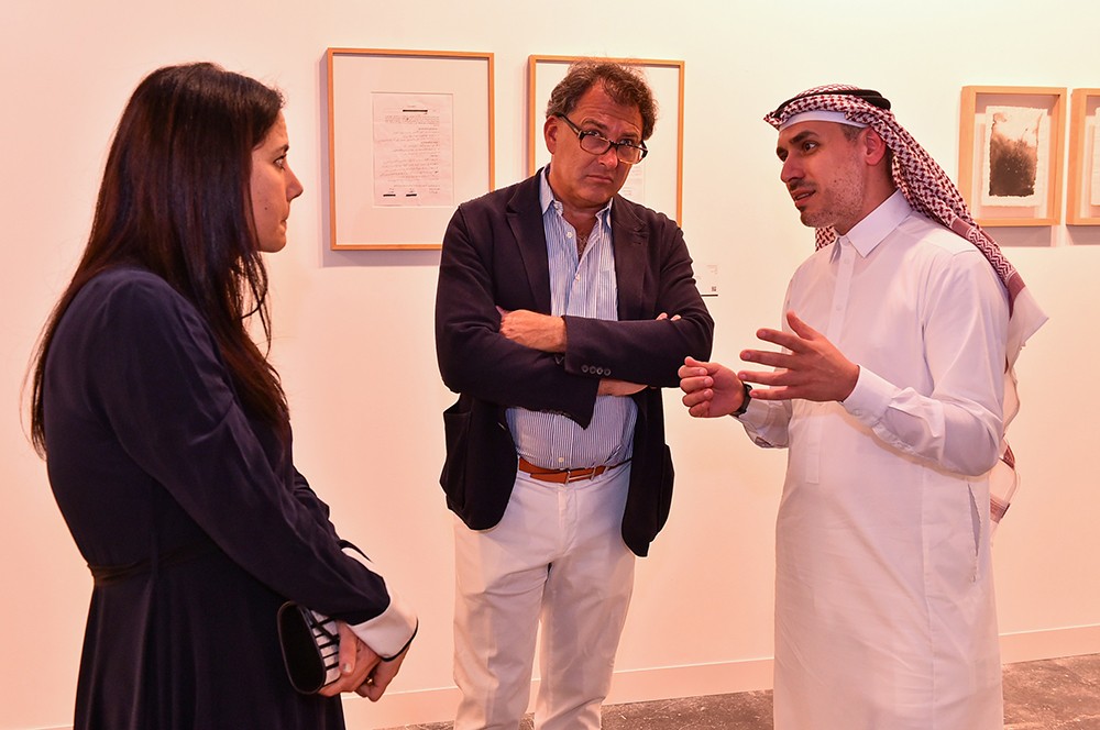 معرض "رسائل " مستوحى من كتاب "رسائل إلى شاب مسلم"