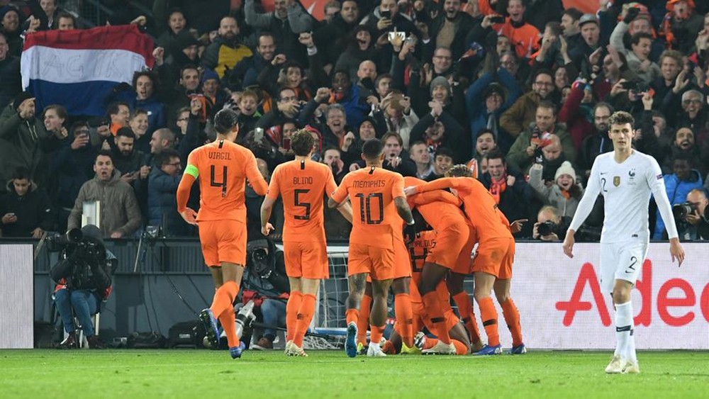 هولندا تصعق بطل العالم في دوري الأمم.. وألمانيا تهبط