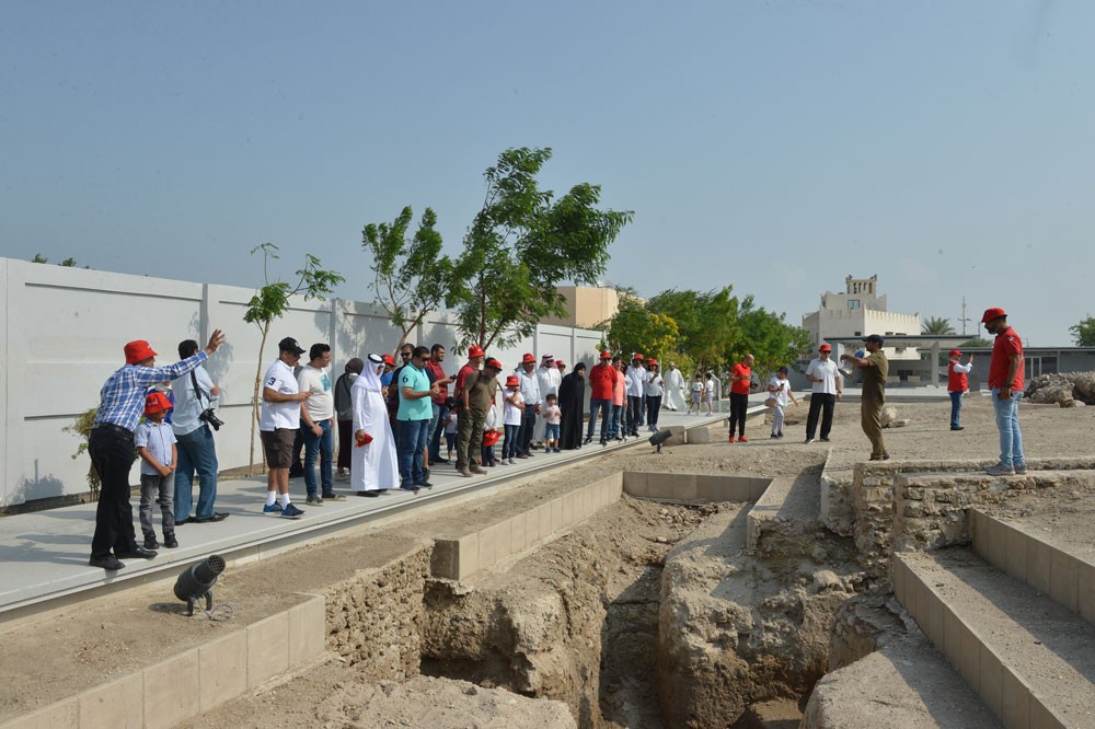 جولة للتعرف على المحطات التاريخية التي مرت بها المنطقة