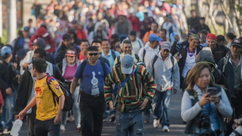 قافلة مهاجرين جديدة تنطلق من السلفادور نحو أميركا