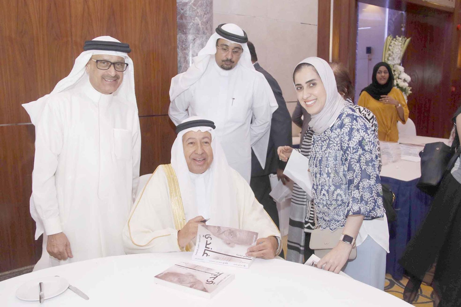 ترشيح "غاندي وقضايا العرب والمسلمين" لعبدالنبي الشعلة لجائزة الشيخ زايد