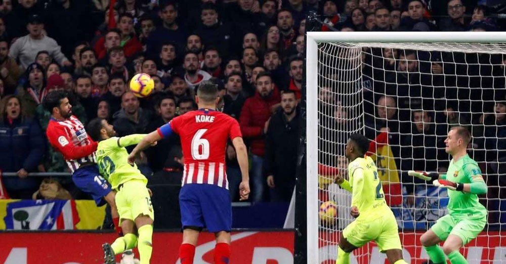 ديمبيلي يجنب برشلونة السقوط في معقل أتلتيكو