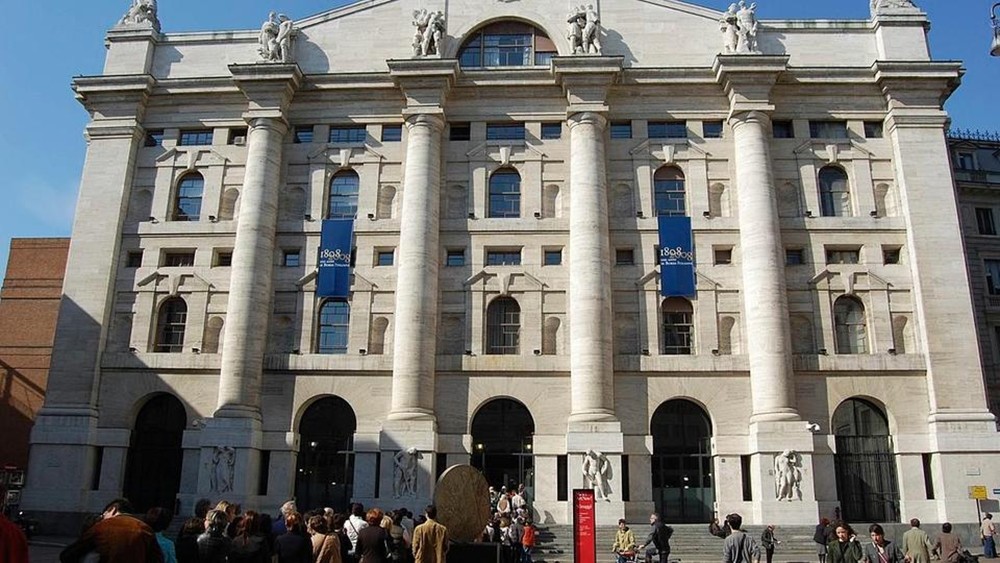 إيطاليا تقترح حلا لتخفيف التوتر مع "بروكسل".. ما هو؟