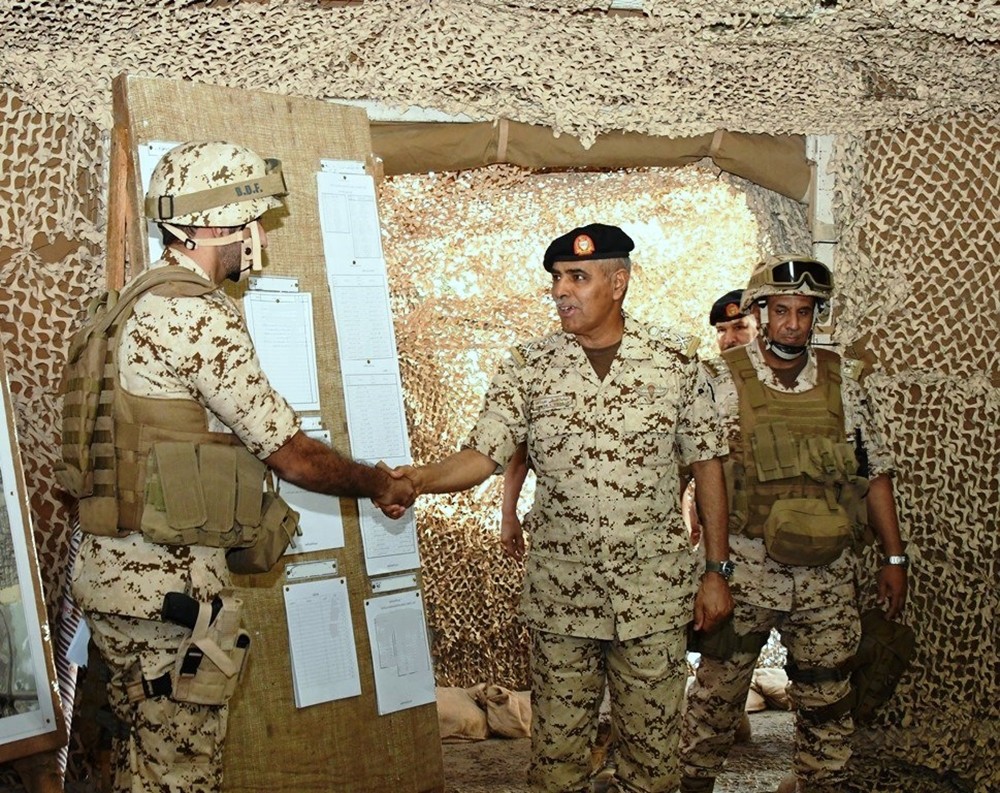 رئيس هيئة الأركان يشهد جانبا من التمرين المشترك درع الشمال