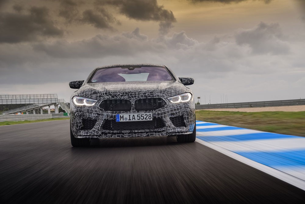 BMW M8 الجديدة في طريقها إلى الإنتاج