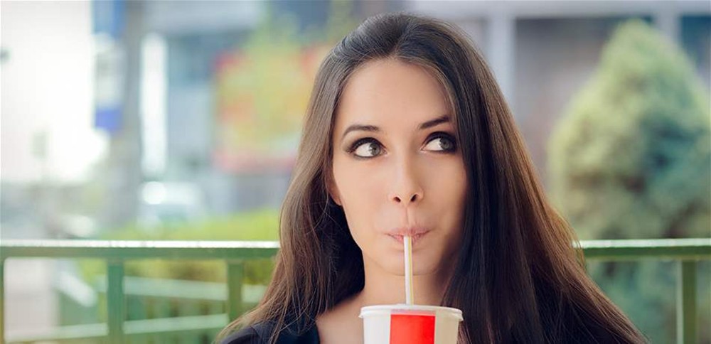 هل تُسبّب المشروبات الغازية ظهور الكرش؟