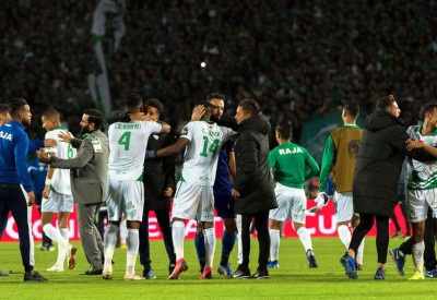 الرجاء البيضاوي يتوج بطلاً لكأس الاتحاد الإفريقي
