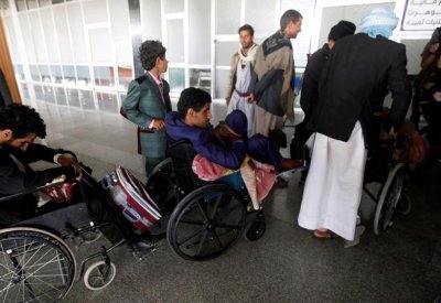 الحوثي يماطل بنقل جرحاه لمسقط.. وحديث عن استبدال أسماء