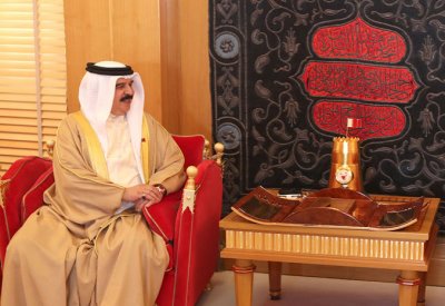  جلالة الملك المفدى يتسلم أوراق اعتماد سفراء روسيا و تونس و كوبا و استراليا و بوروندي لدى المملكة