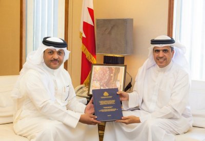 وزير الإعلام يستقبل وكيل الوزارة الدكتور عبدالرحمن بحر 