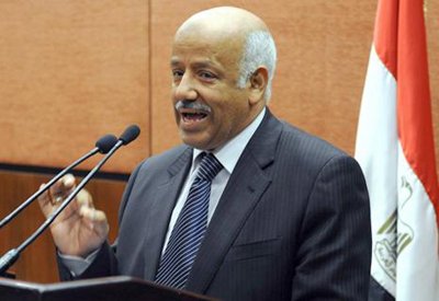 حبس وزير العدل السابق في مصر 15 يوماً.. هذه جرائمه