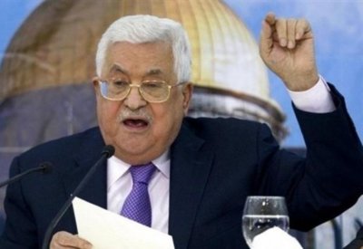 عباس يهدد بحل المجلس التشريعي الذي تتحكم حماس بأغلبيته