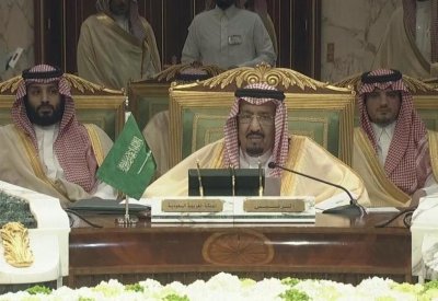 الملك سلمان: حريصون على صيانة كيان مجلس التعاون الخليجي