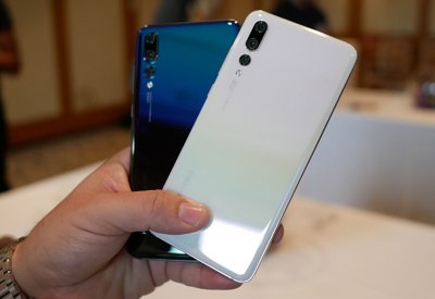 Huawei Nova 4 ثلاث كاميرات في الخلف ومن بينها واحدة بدقة 48MP