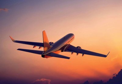 "اياتا" يخفض تقديرات صافي أرباح قطاع الطيران ويتوقع تعافيه في 2019