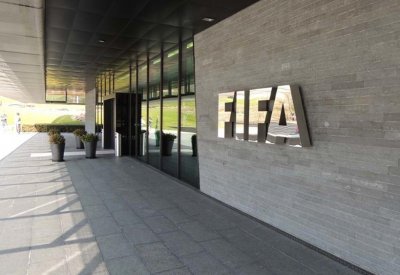 الاتحاد الدولي يمنح وسطاء الأندية 2,14 مليار دولار