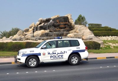 القبض على عصابة تستخرج سجلات تجارية وبيع تأشيرات العمالة