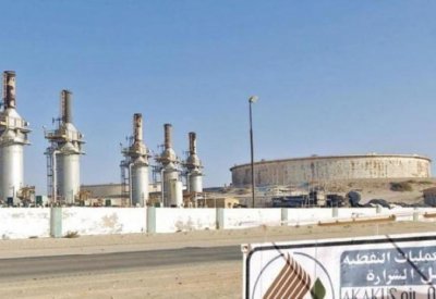 ليبيا.. واشنطن تطلب من المسلحين الانسحاب من حقل الشرارة