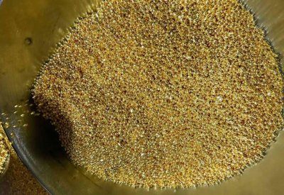  الذهب يهبط بعد رفع أسعار الفائدة الأميركية