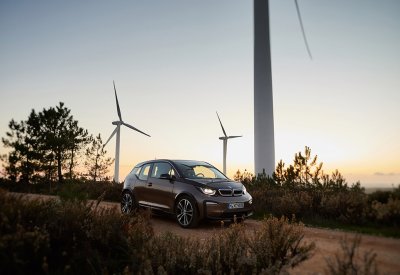 مبيعات مجموعة BMW تنمو في نوفمبر