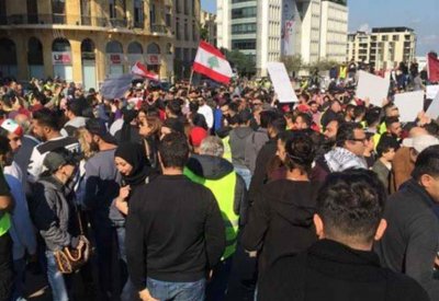 حُمى "السترات الصفر" تصل إلى لبنان