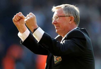 أليكس فيرغسون يعود إلى مانشستر يونايتد